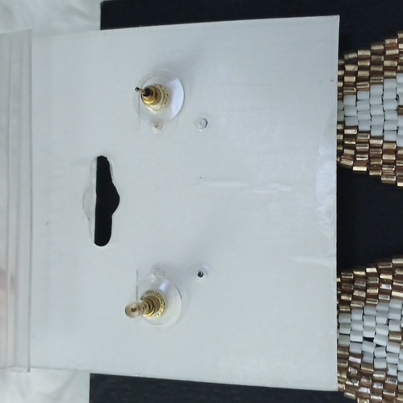 NWT Natasha Couture Gold/Brown White Beaded Fringe Boho Festival Earrings - Picture 6 of 13